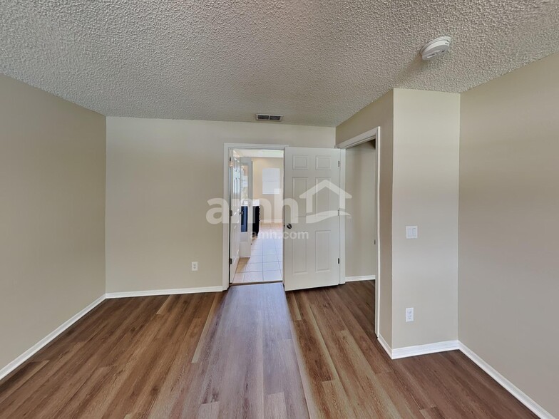 Building Photo - 1869 Americus Minor Dr