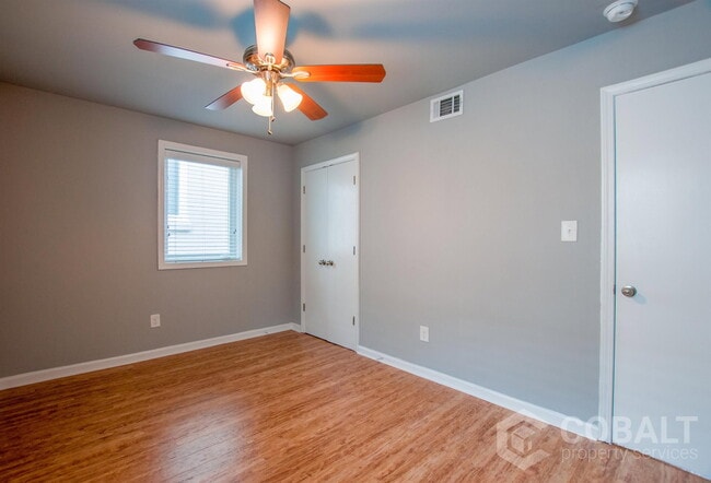 Building Photo - 271 Glen Iris Dr NE