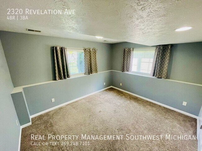 Building Photo - 2320 Revelation Ave