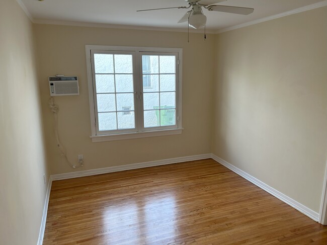 2nd Bedroom - 632 N Vista St