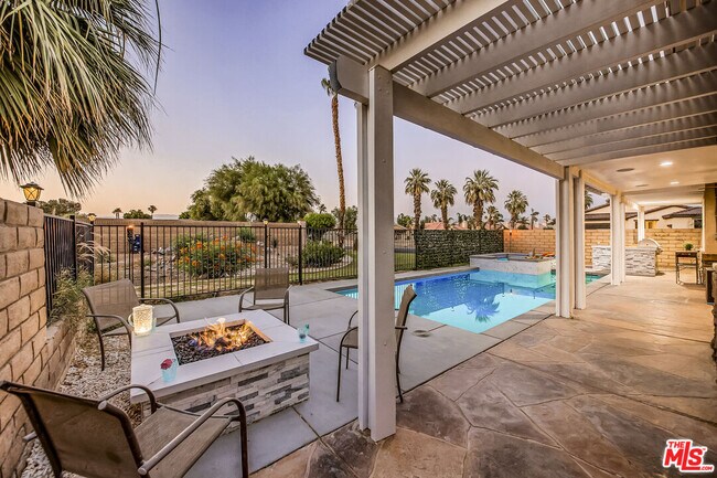 Building Photo - 82580 Yeager Way