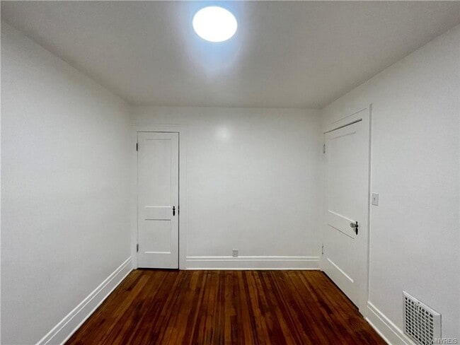 Building Photo - 434 23rd St