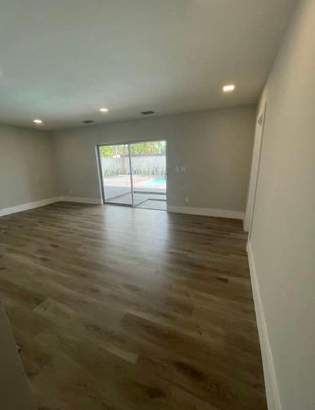 Building Photo - 2780 SW 31st Ave