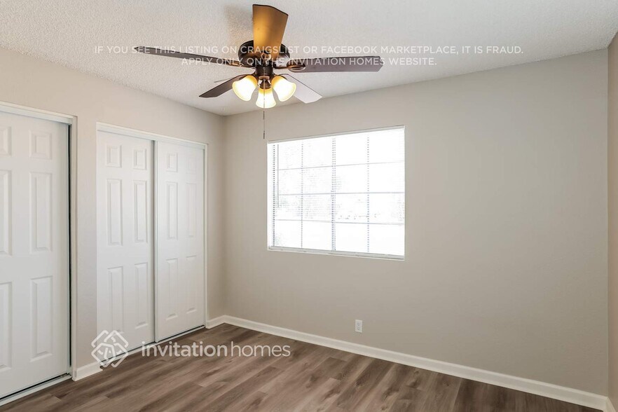 Building Photo - 5657 W Mescal St