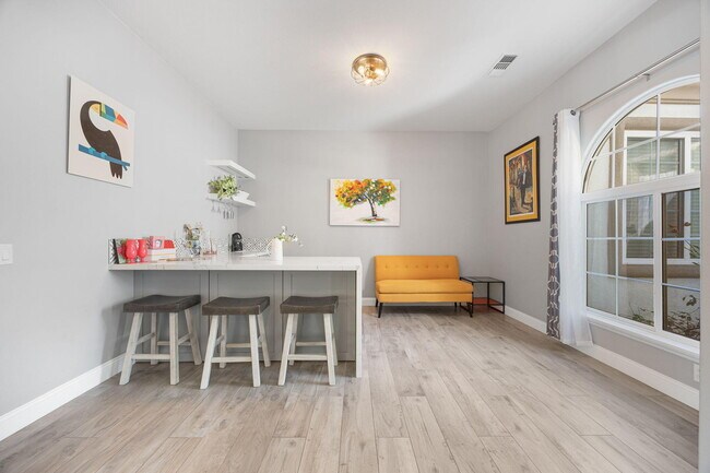 Building Photo - 49392 Hohokam River St