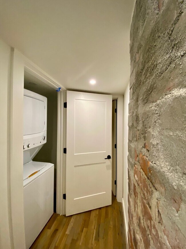 Building Photo - Brand New Luxury Apartments Steps from Beltline