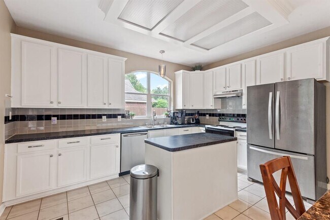 Building Photo - 14618 Oxwick Cir