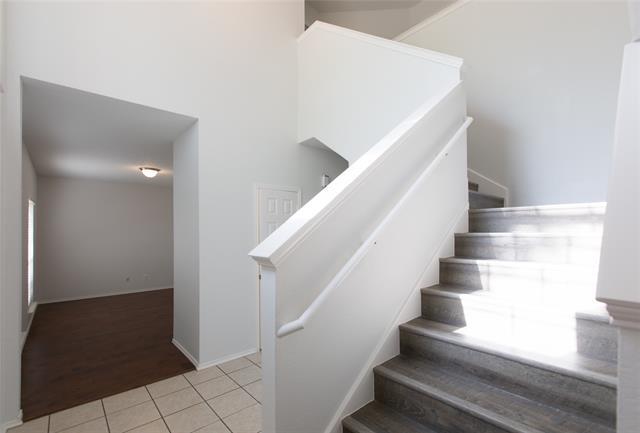 Building Photo - 3820 Gardenia Ln