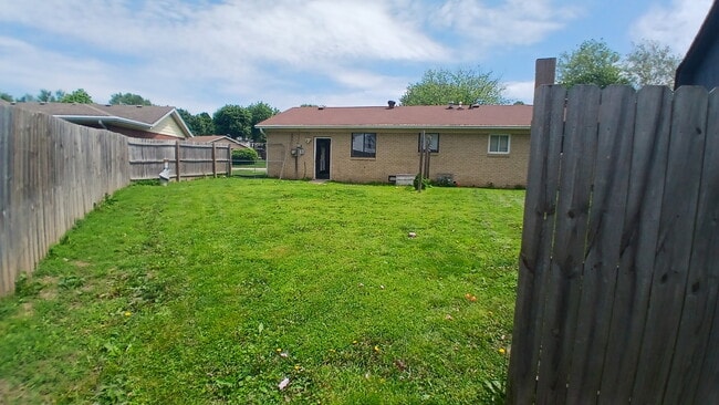 Building Photo - 1506 Yazoo Dr