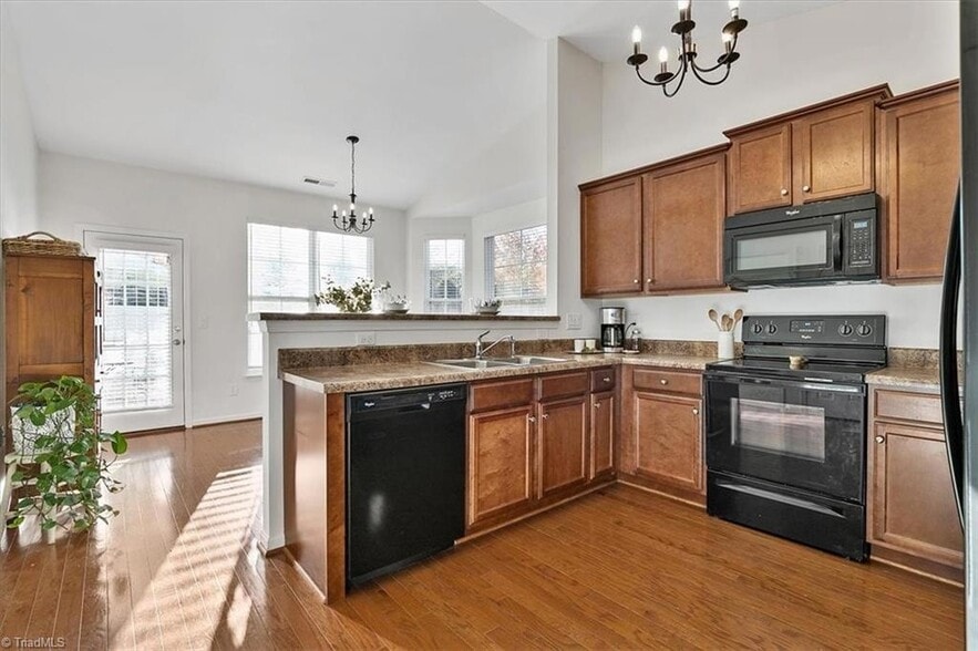 Building Photo - 1173 Kelso Ln