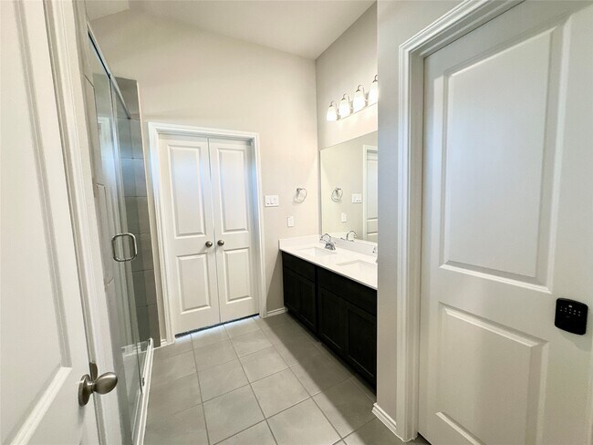 Building Photo - 3308 Scarlet Tupelo Wy