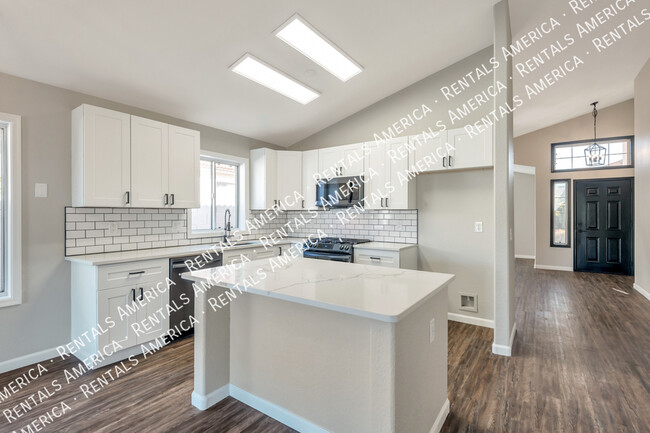 Building Photo - 12333 N Brightridge Dr