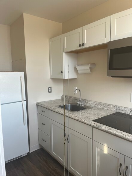 Kitchen - 101 Chambersburg St