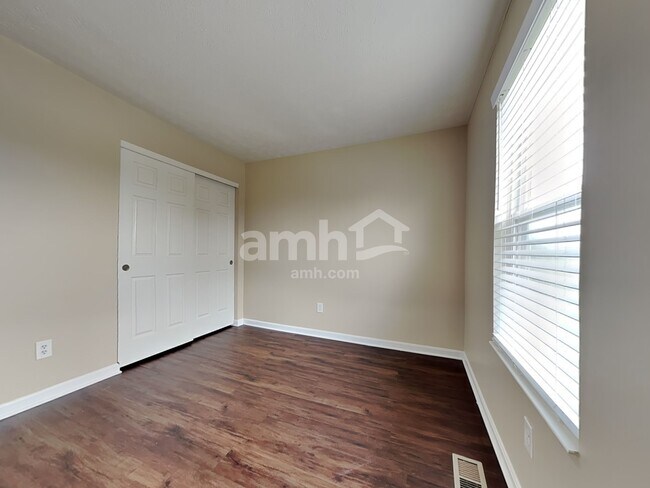 Building Photo - 333 Ivy Forge Ct