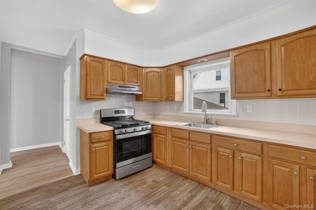 Building Photo - 4 Amackassin Terrace