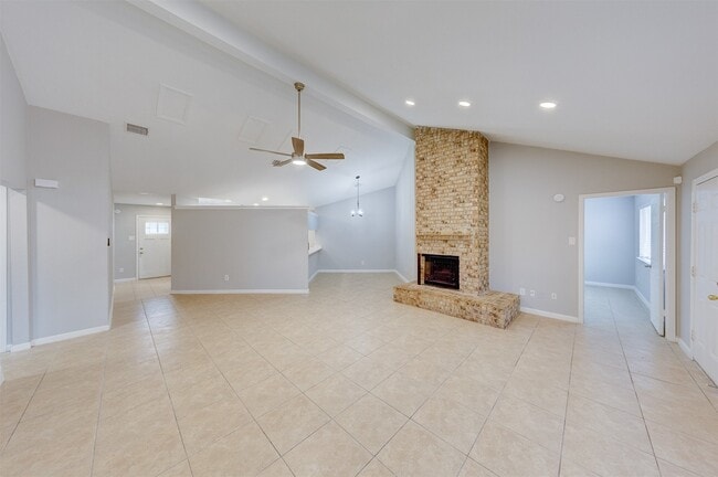 Building Photo - 16926 Manowar Ln