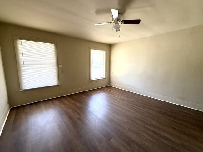 Building Photo - 817 Hargrove St