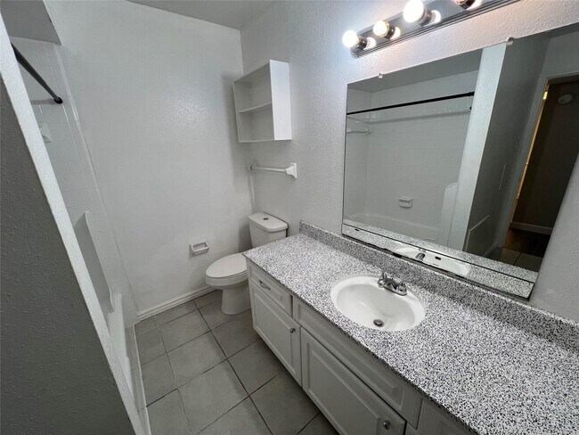 Building Photo - 12633 Memorial Dr