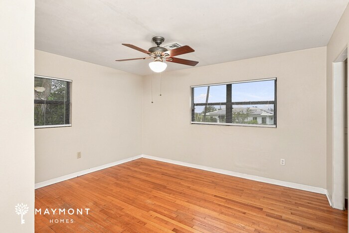 Building Photo - 1106 S Lakeshore Blvd