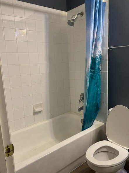 Building Photo - 657 Orchid Dr