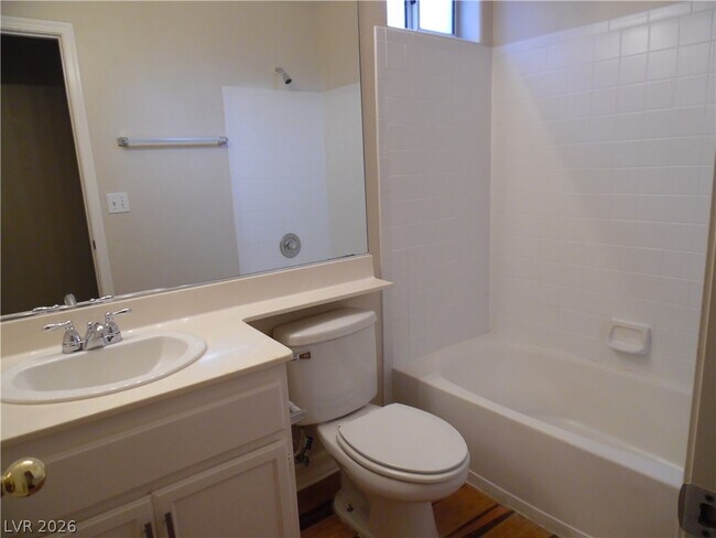 Building Photo - 9120 Dolente Ave