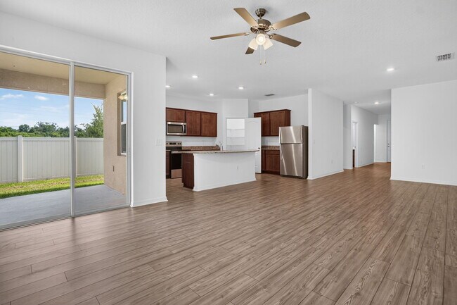 Building Photo - 6170 Dolostone Dr