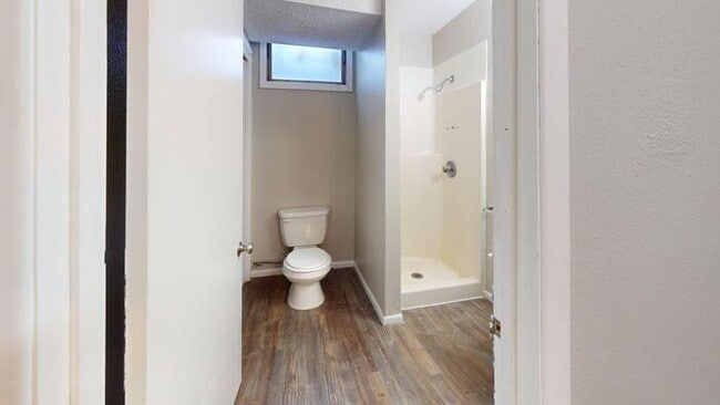 Building Photo - 502 N 26th St