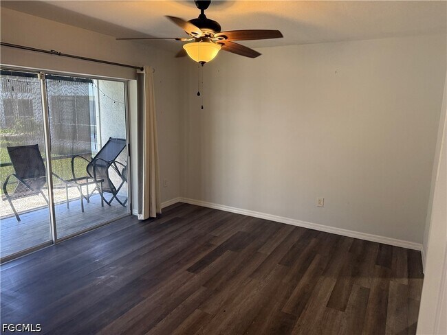 Building Photo - 5031 SW 16th Pl