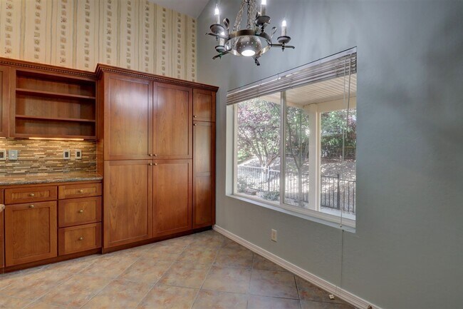 Building Photo - 2 Bedroom plus an office, 2 Bath home in The Cottages at Prescott Lakes!