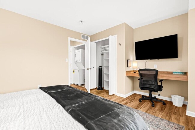 Building Photo - 27882 Gratiot Ave