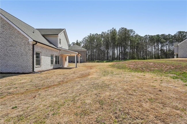 Building Photo - 516 College Dr