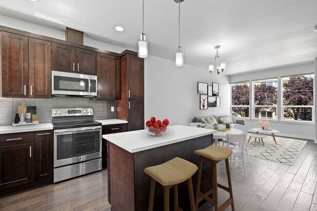 Building Photo - Spacious 3 Bed / 3.5 Bath Seattle Townhome!