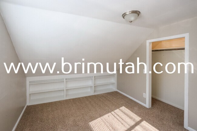 Building Photo - 3047 S 2300 E