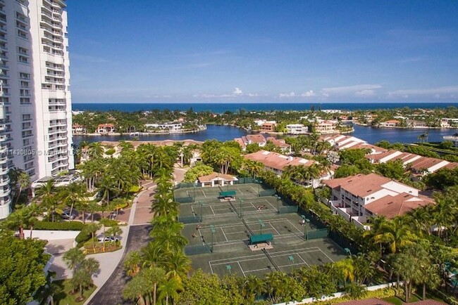 Tennis Courts - 21055 Yacht Club Dr