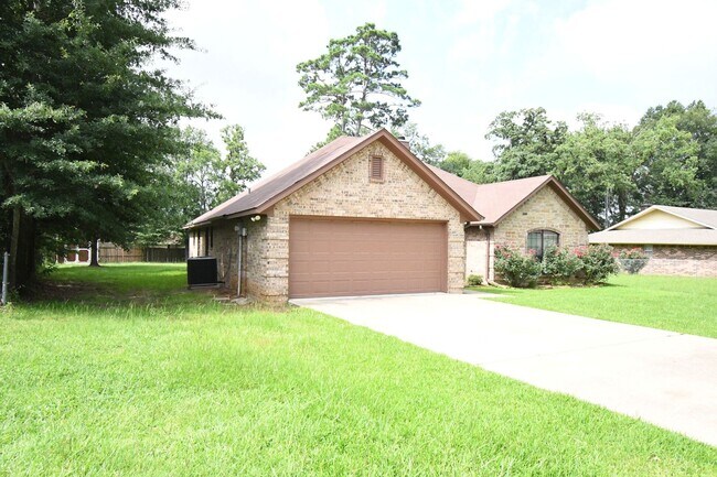 Building Photo - Lovely 4 Bedroom 2 Bath in Flint!