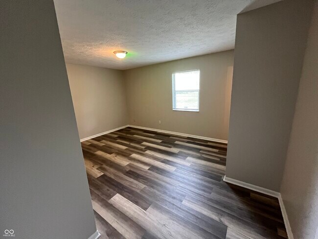Building Photo - 8114 Jade Ct