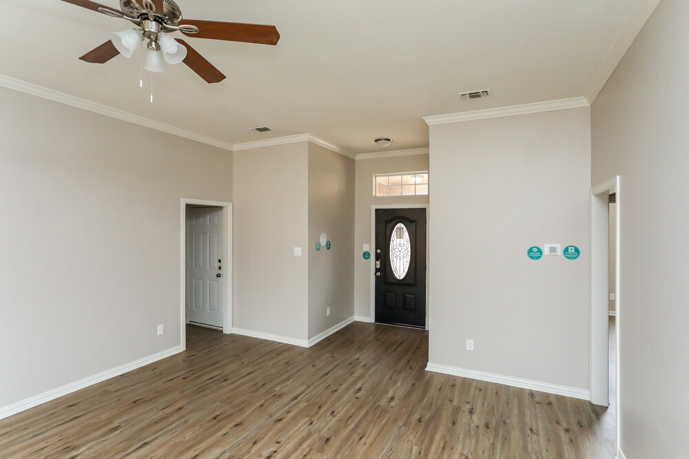 Building Photo - 211 Brookhaven Cir