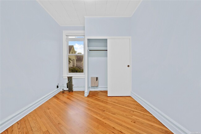 Building Photo - 104-14 Metropolitan Ave