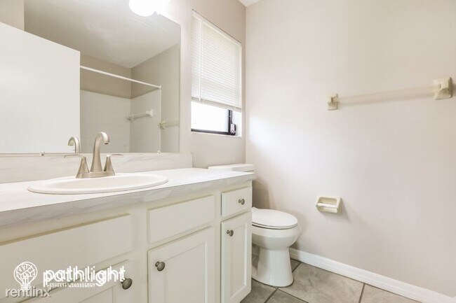 Building Photo - 3 br, 2 bath House - 4850 Brickell Drive UNIT
