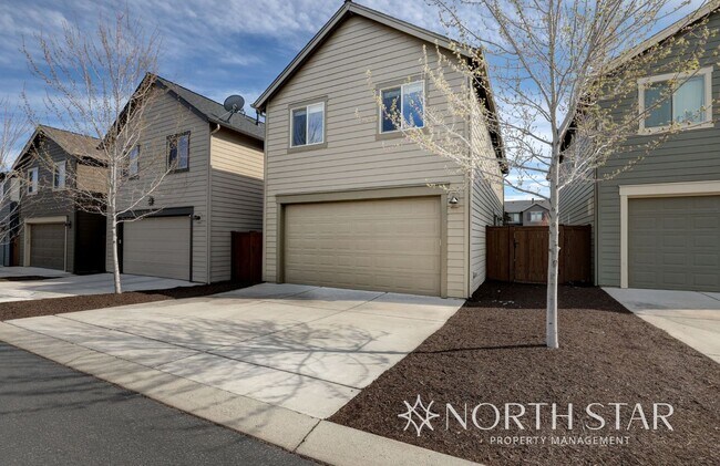 Building Photo - Charming home in Bend!
