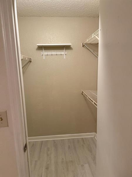 Building Photo - 12430 Vista Isles Dr