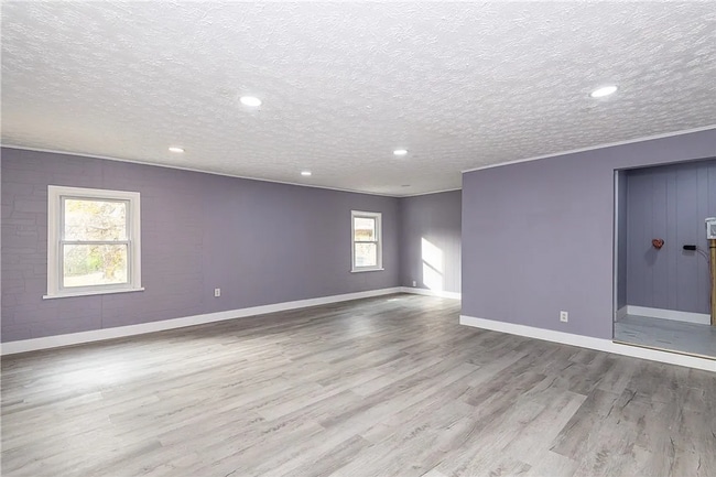 Building Photo - Welcome to 8519 Meeker Rd in Dayton!