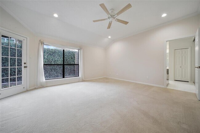 Building Photo - 14127 Highcroft Dr