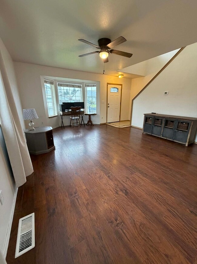 Building Photo - 15721 95th Ct SE