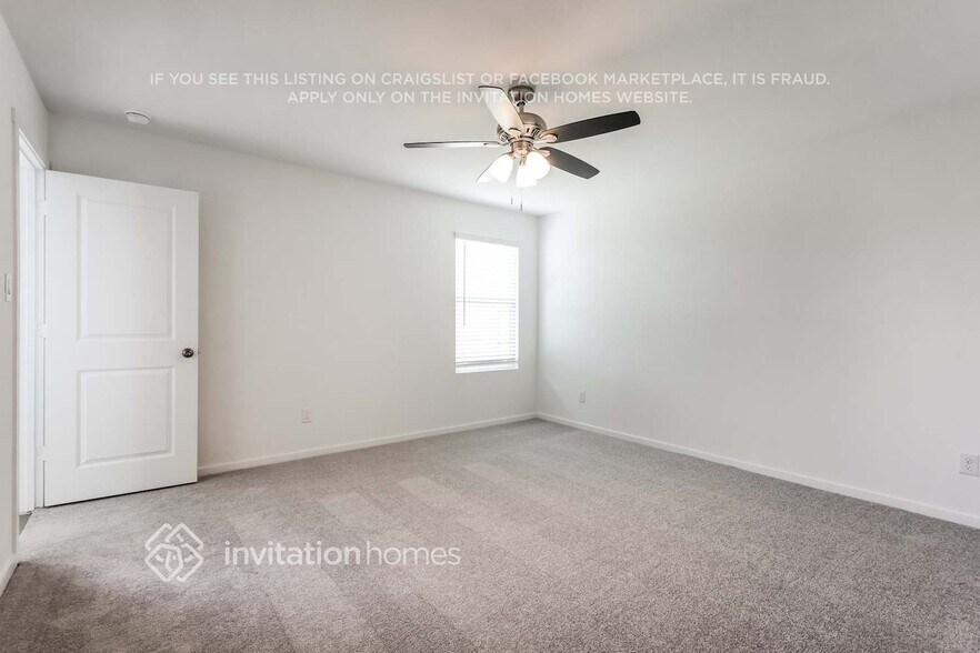 Building Photo - 3724 Axis Hl St