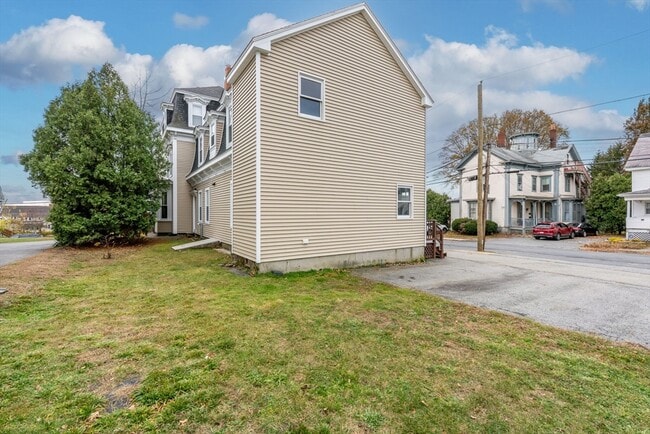 Building Photo - 26 High St