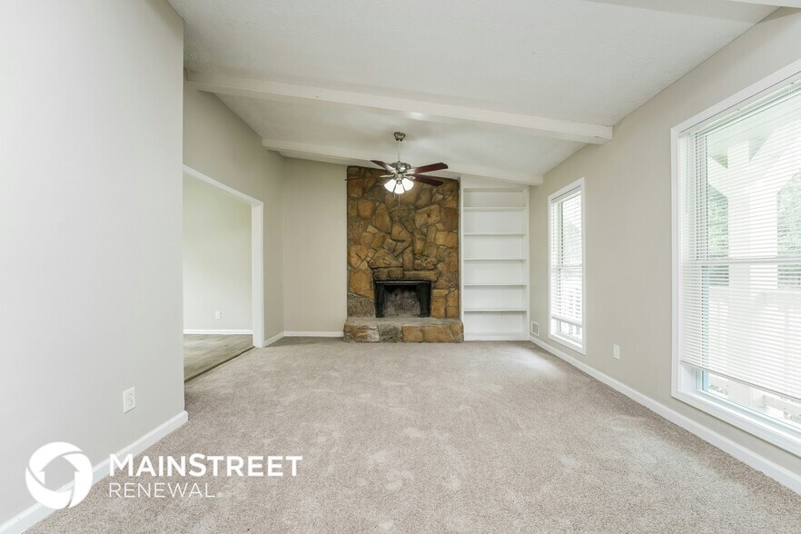 Building Photo - 512 Chanterelle Dr