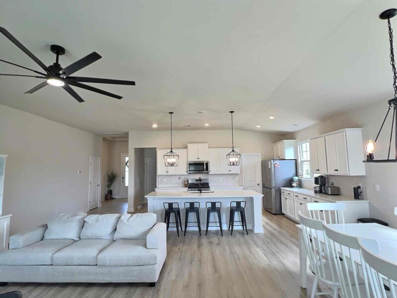 Building Photo - 353 Cattle Dr Cir