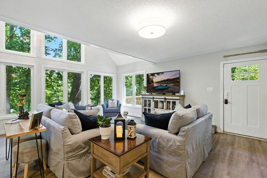 Primary Photo - 7501 SC-24