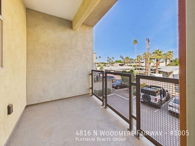 Building Photo - 4816 N Woodmere Fairway